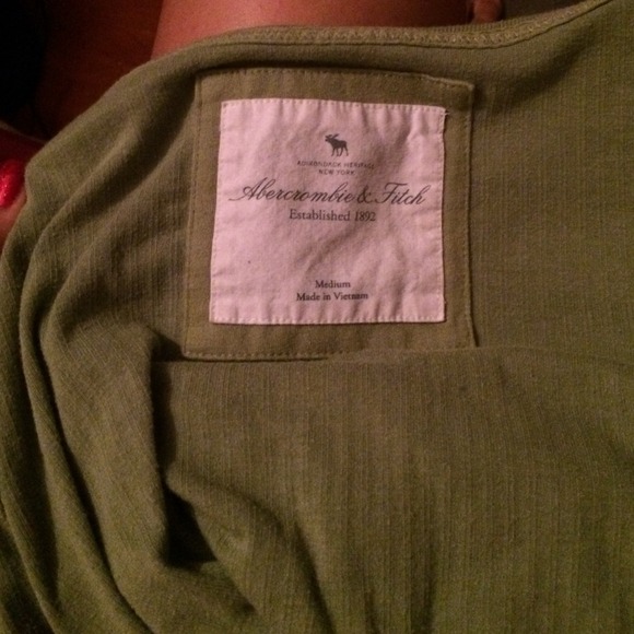 🚫🚫sold🚫🚫Abercrombie and Fitch long sleeve - Picture 3 of 3