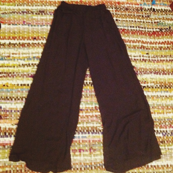 Brandy Melville Aarika pants