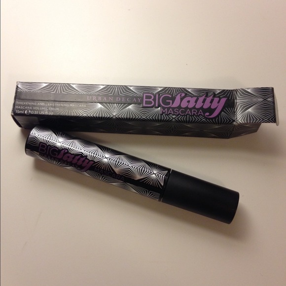 🌟Urban decay mascara "big fatty"🌟