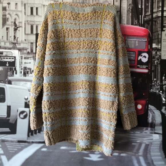 🚫BUNDLED🚫tout ā coup camel & silver Sweater - Picture 2 of 4