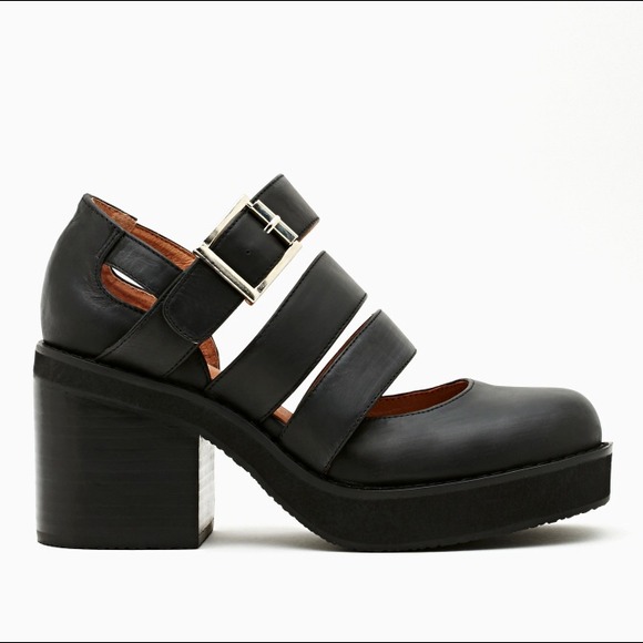searching for: Jeffery Campbell keren oxford