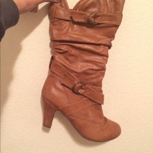 Brown heels boots
