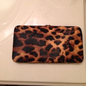 ***SALE***Leopard Print Hinge Clutch