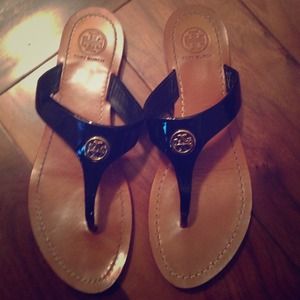 Authentic tory burch sandals