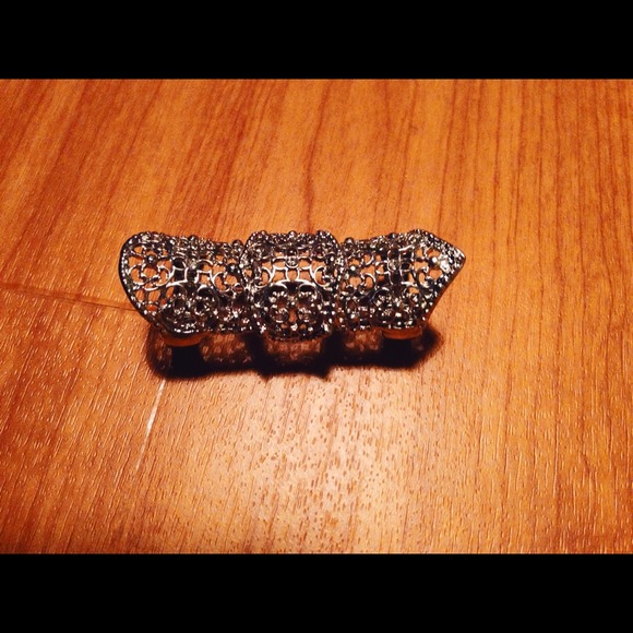 Silver knuckle ring