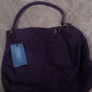Vera Wang.👜Large dark Violet colored purse.