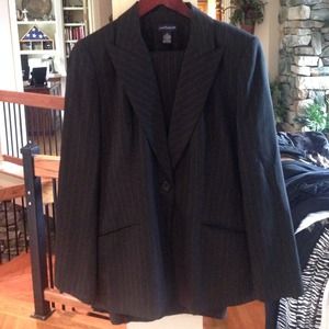 Ann Taylor designer classic 2 piece pant suit