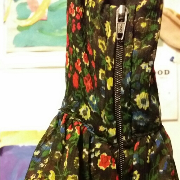 Summer dress - Picture 3 of 3