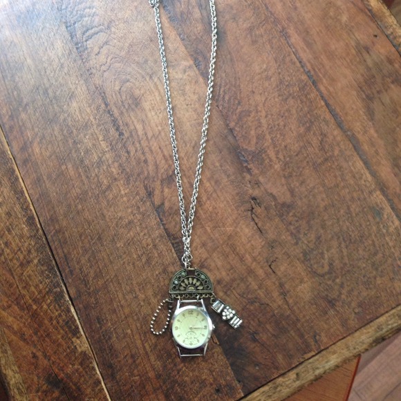 Awesome urban outfitters boho necklace