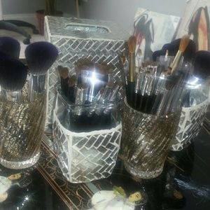 Natural hair make up brushes for sale