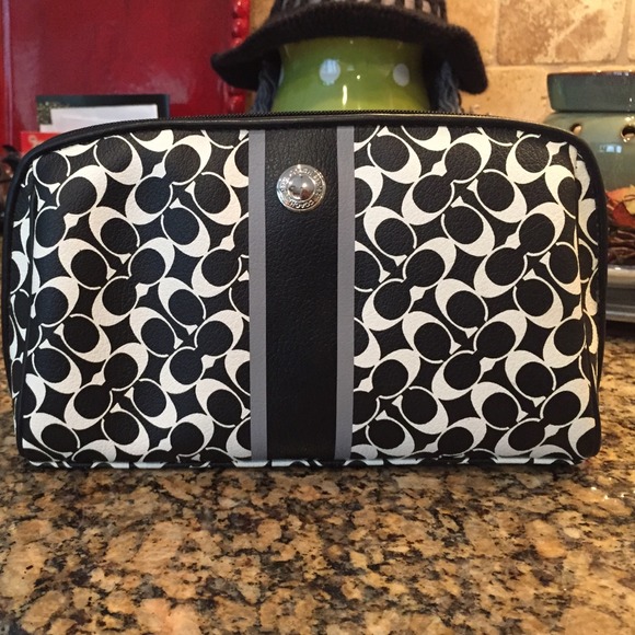 Coach Handbags - Authentic coach make up bag
