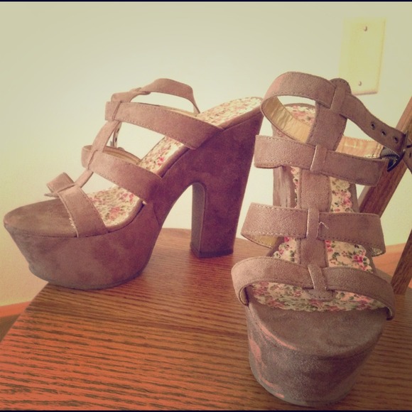 Suede heels