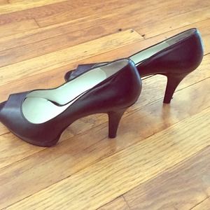 Nine west peep-toe pumps
