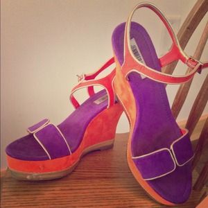 JLO wedges
