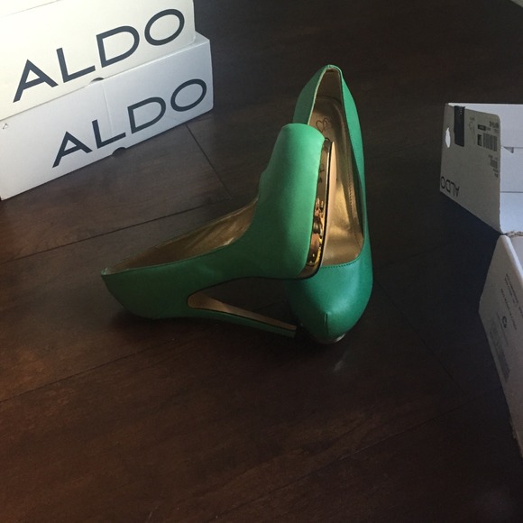 Beautiful ALDO Green Heels ! pumps hayth
