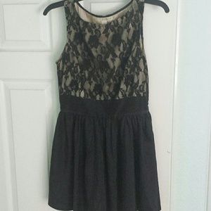 Forever 21 Lace Party Dress