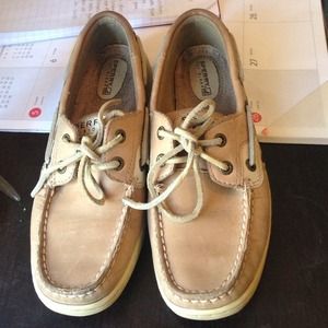 Sperry leopard boat shoes