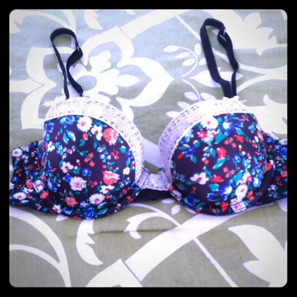 Aerie 32C bra bundle