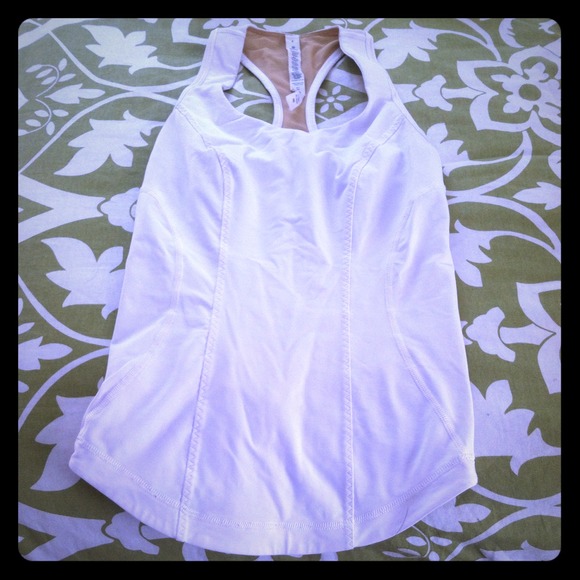 Lululemon bundle for @monettem