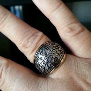 *BUNDLED* for @kyckthekat Statement Fashion Ring