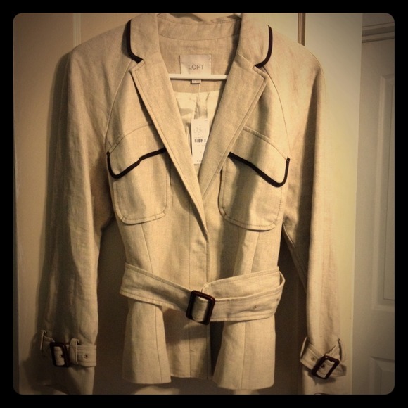 🆕 LOFT Khaki Jacket!