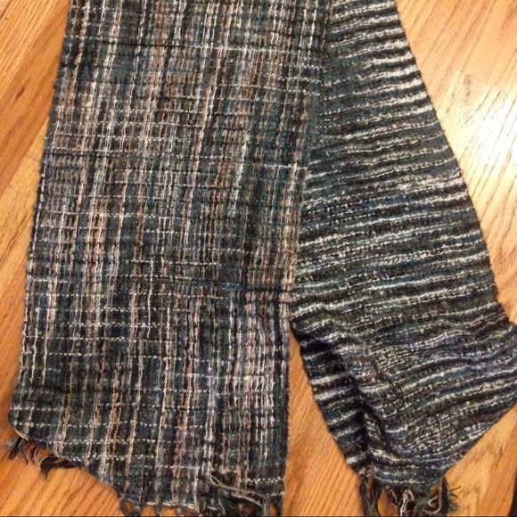 Blue knit scarf