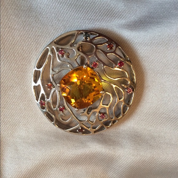 Handmade Authentic Sterling Silver Topaz Brooch - Picture 4 of 4