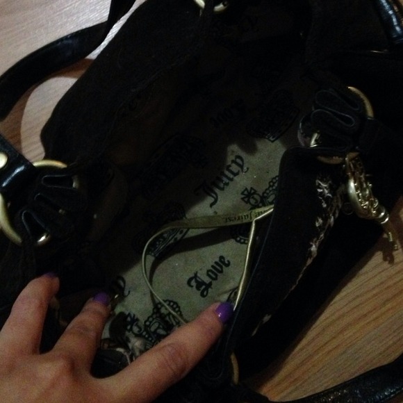 Purse - Picture 2 of 3