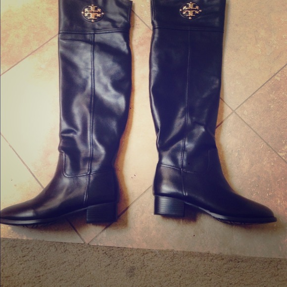 Black boots