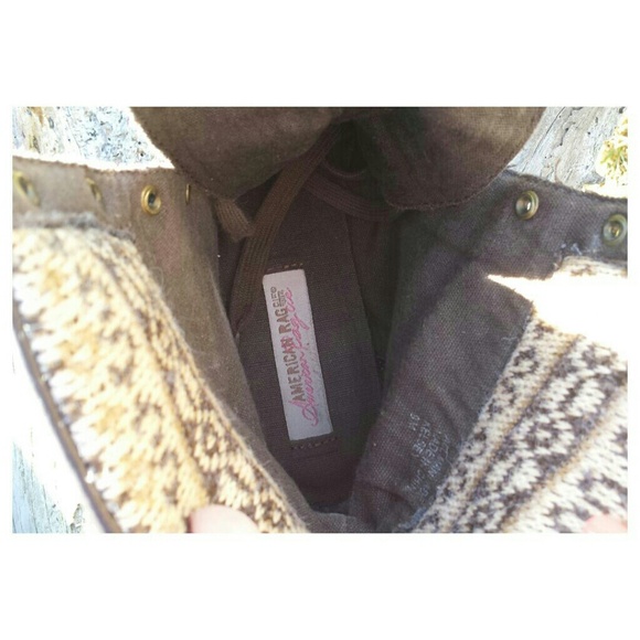 *Sold in Bundle* "Kelsey" American Rag Boots - Picture 4 of 4