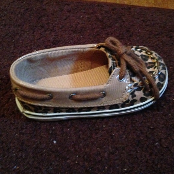 Infant leopard sperrys - Picture 2 of 4
