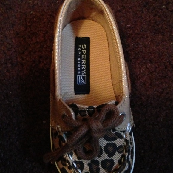 Infant leopard sperrys - Picture 3 of 4