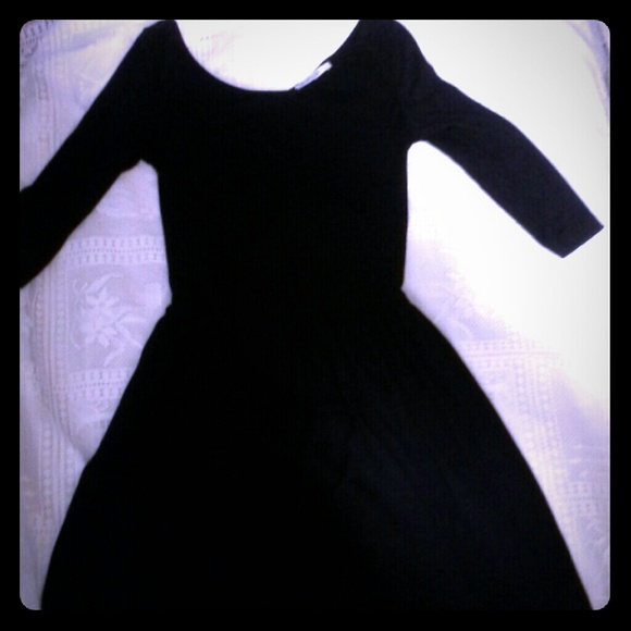 Black super soft knee length dress NWOT