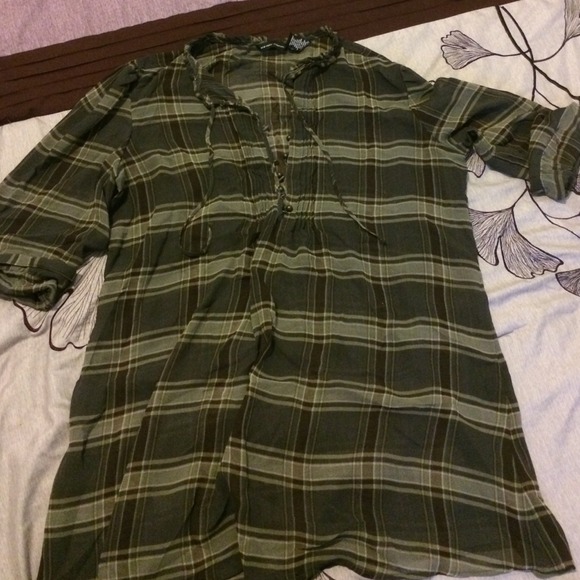 Plaid Gray Sheer Tunic