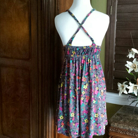 Cute Flowered Sundress - Picture 4 of 4