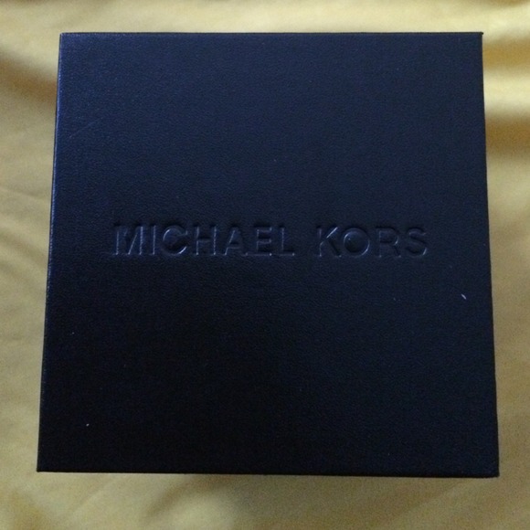 Brown Micheal Kors watch box