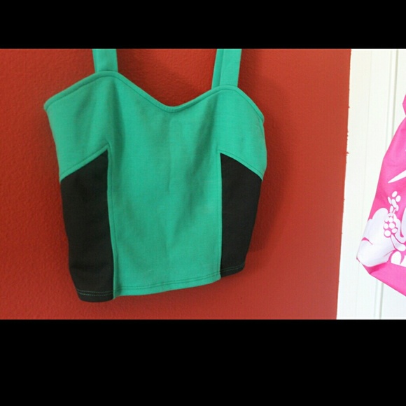 Party Top - Picture 2 of 4