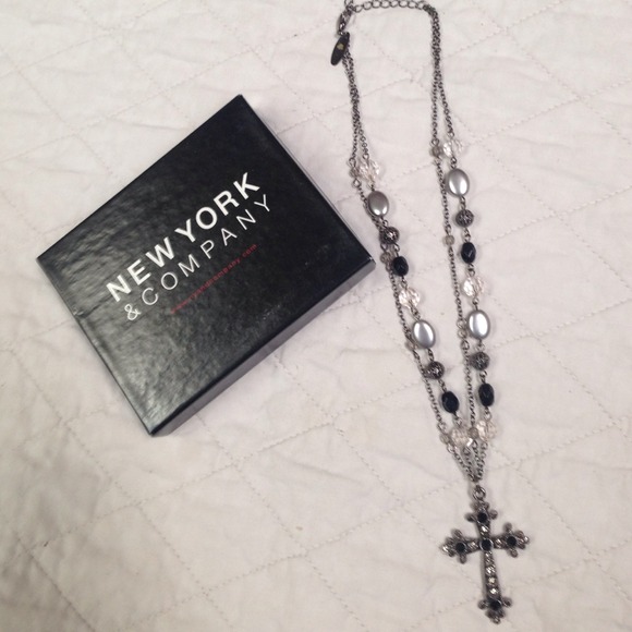 Nine West Black, silver and clear beaded necklace