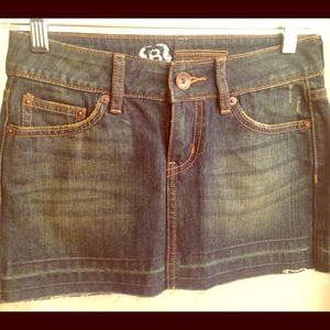 Bullhead jean skirt