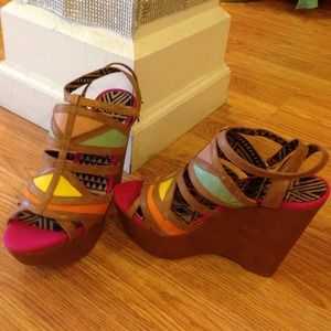 Jessica Simpson wedges never worn