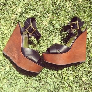 Black & wood platforms