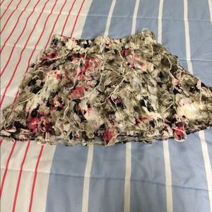 ‼️SOLD‼️ Tiered Floral Skirt