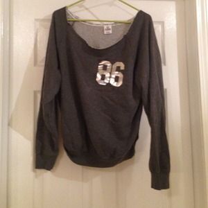 86 love pink shoulder sweater