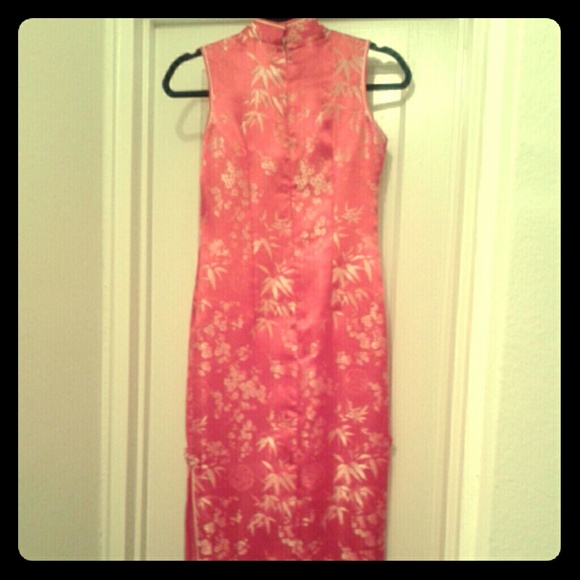Traditional Chinese dress