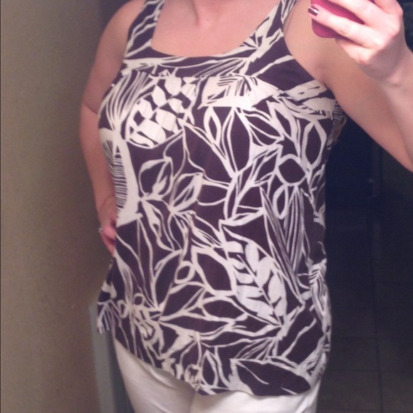 Brown and white top