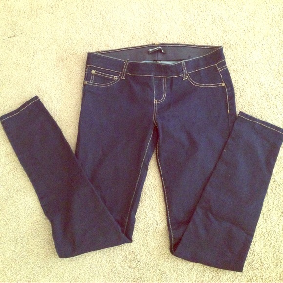 Maternity jeans