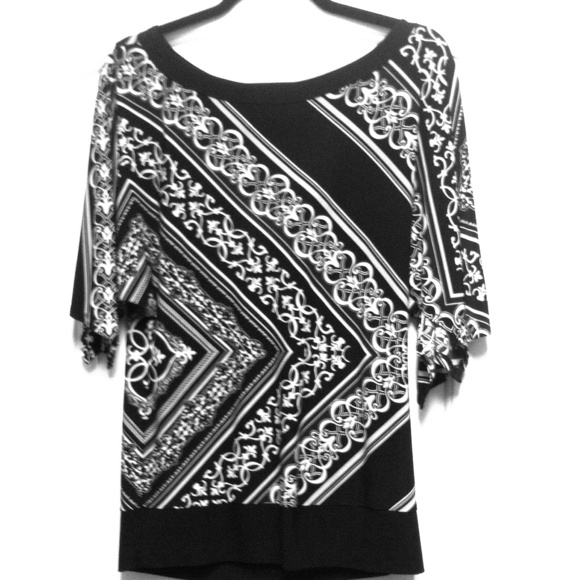 White House Black Market top