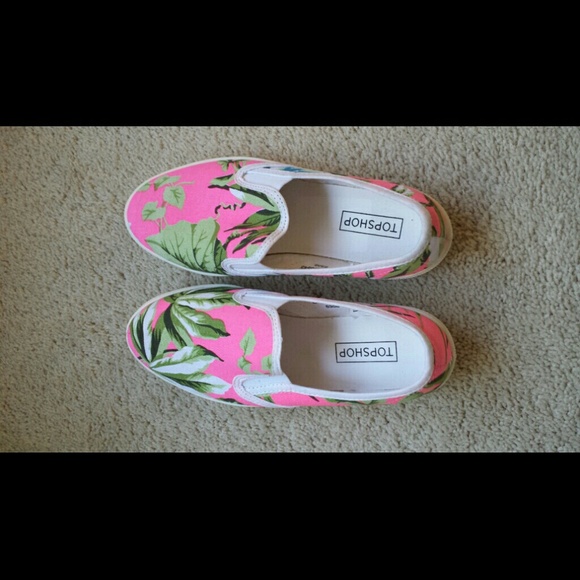 Top shop slip ons - Picture 2 of 4