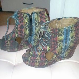 Jeffrey Campbell mary rocks Tribal wedges