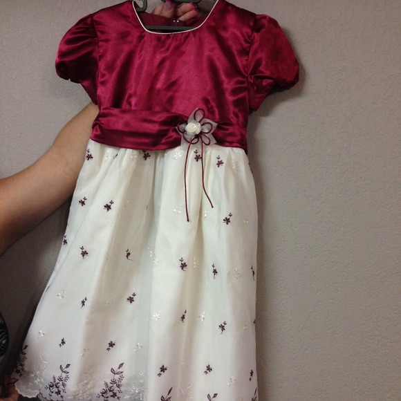 Two girls dress